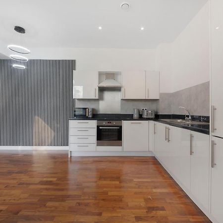 Riverside 2 Bedroom Stratford 伦敦 外观 照片